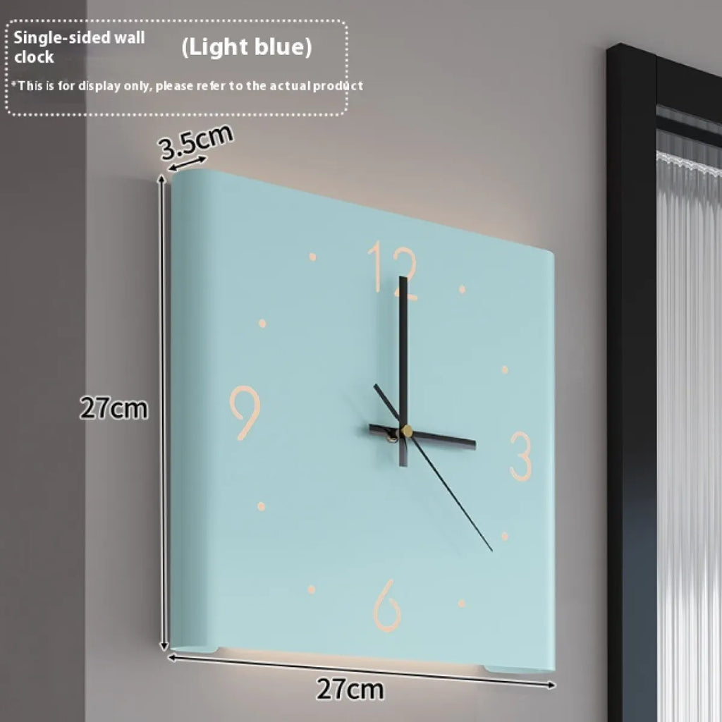 Wanduhr für das Wohnzimmer