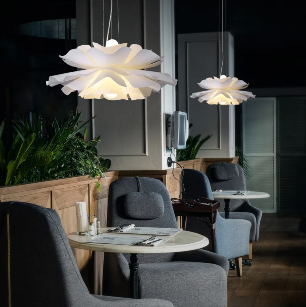 Lampada a sospensione floreale nordica moderna – Lampadario LED floreale per sala da pranzo e ristorante