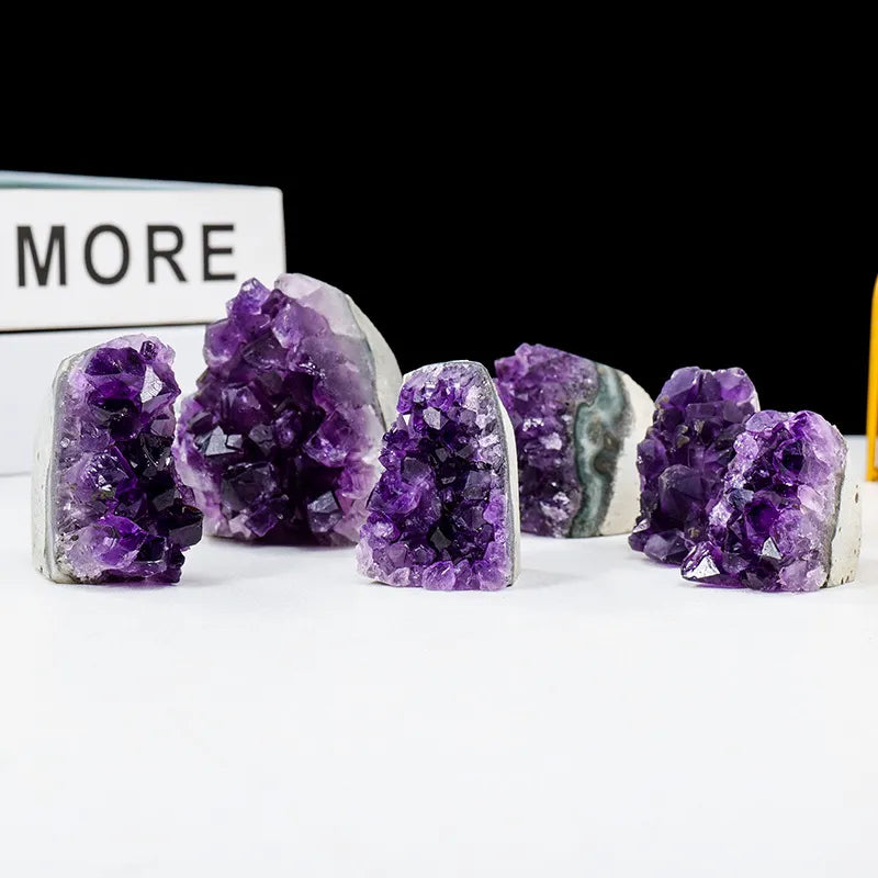 Natural Crystal Stone – Decorative Gemstone for Home & Office