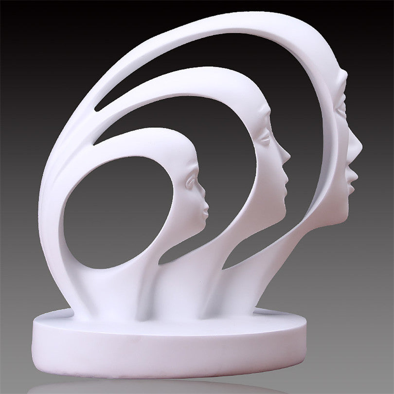 Nordic Minimalist Resin Figurine – Modern Sculptural Home Decor