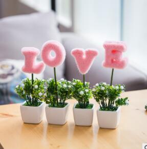 Cute Decorative Items for Bedroom and Living Room